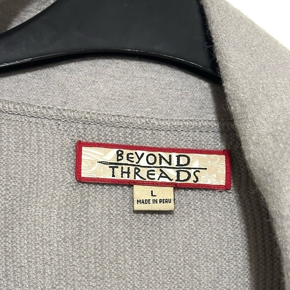 Beyond Threads Asymmetrical Alpaca Wool Cardigan Large - Picture 5 of 5